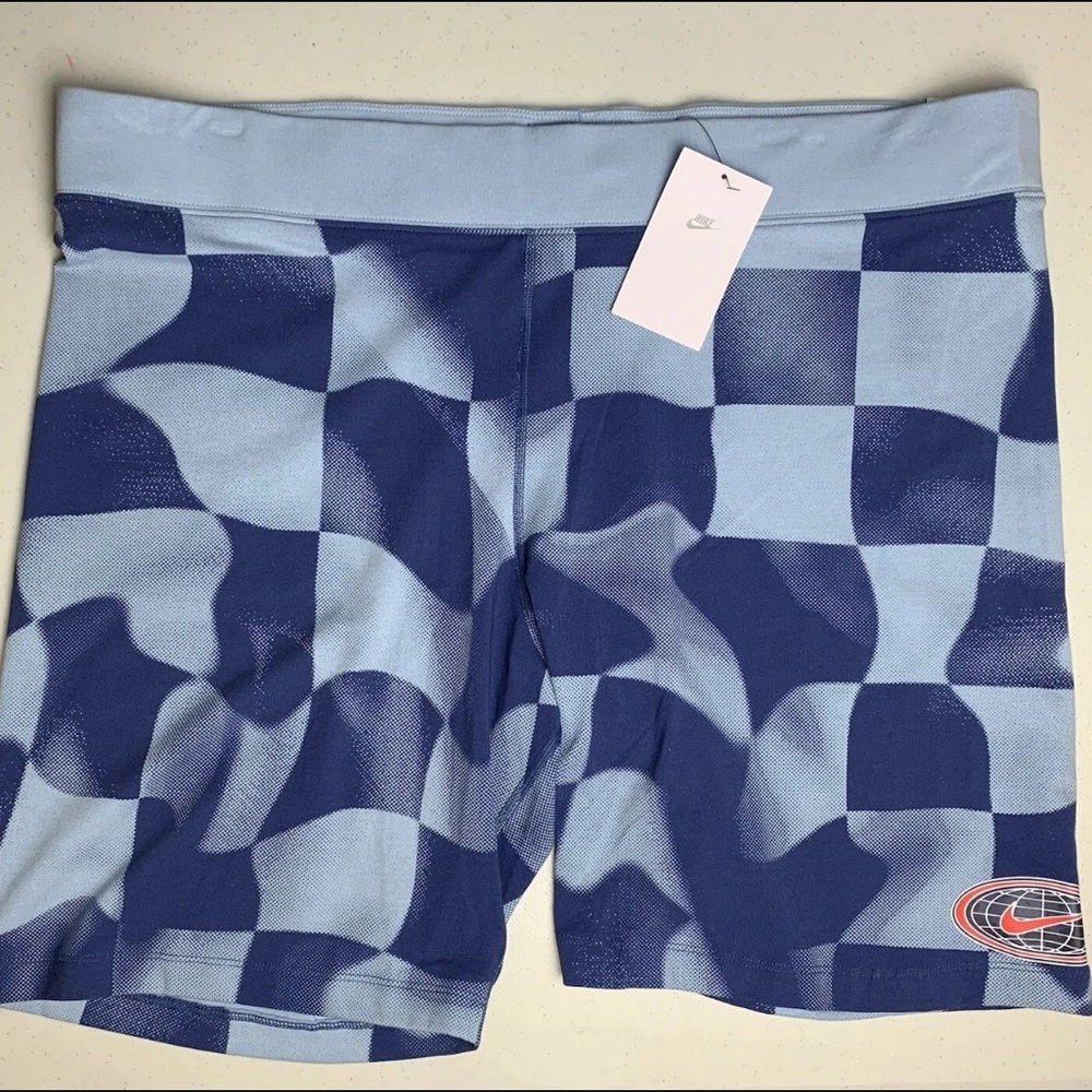 Nike Blue Bike Shorts with Geometric Pattern - Picture 2 of 6